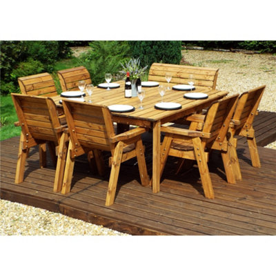 B&Q -  Traditional Eight Seater Table Set With 6 X Chairs & 1 X Bench