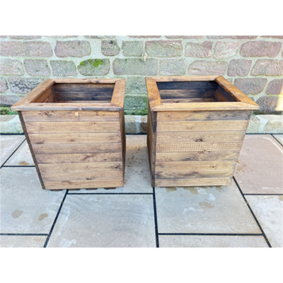 B&Q -  Traditional Extra Large Windsor Wooden Planter X 2