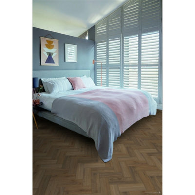 B&Q Colon 4644 Village Oak Matte Wood Effect Glue-Down Luxury Vinyl Tile - Herringbone(2Mm Lvt) For Home (All Rooms) - Covers 3.34Sqm