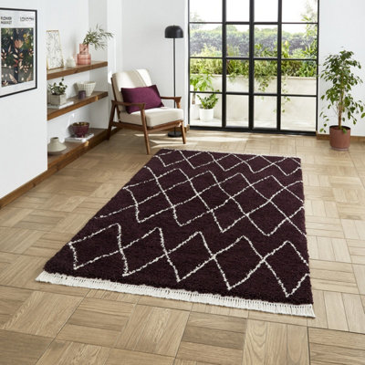 Purple Geometric Shaggy RugStain-Resistant 45mm Pile Modern Rug For BedroomLiving Room& Dining Room-200Cm X 290Cm from B&Q