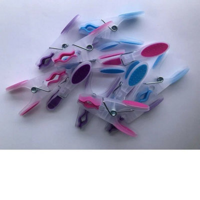 96 Soft Grip Laundry Pegs Washing Line Clips