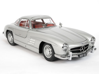 IXO Mercedes 300 SL Silver 1:8 Metal Model Kit - Image 2