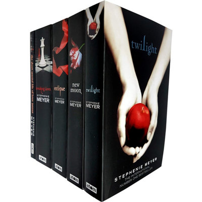 BOOKS4PEOPLE Twilight Saga Black Cover Stephenie Meyer 5 Books Collection Set (Breaking DawnShort Second Life Of Bree TannerEclipseNew Mo from B&Q