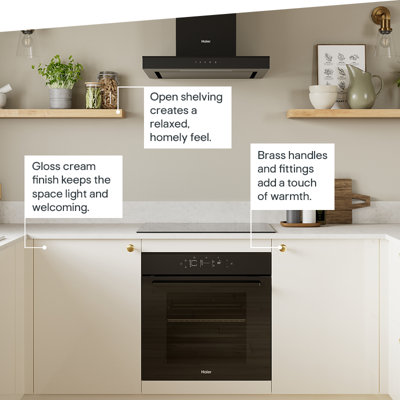 Kitchen featuring easily wipeable gloss cabinets, available in 6 contemporary colours. Kitchen doors can also be mixed and matched for a truly personal kitchen.