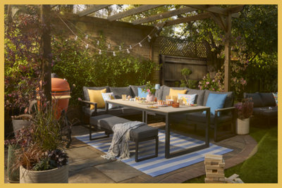 Shop the look: Coastal Cheer