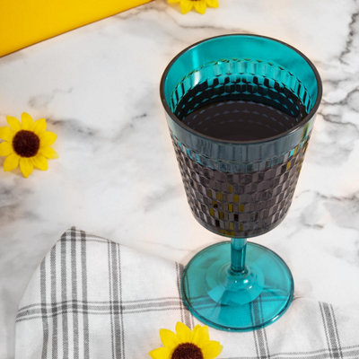 thumbnail image 2 of YöL Teal Honeycomb Reusable Plastic Dinnerware Set - Plates, Bowls & Glasses For Summer BBQ Parties 2 of 5