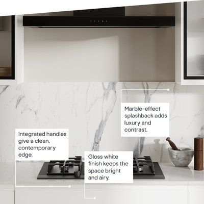 Integrated handles give the Garcinia kitchen a sleek profile. Choose from five neutral tones in different finishes, and from our clever storage options.