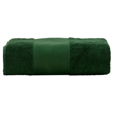 A&R Towels Print-Me Bath Towel Dark Green (One Size) | DIY at B&Q