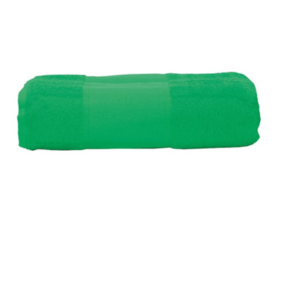 A&R Towels Print-Me Bath Towel Irish Green (One Size) Price Comparisons | Compare The Build