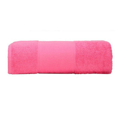 A&R Towels PrintMe Bath Towel Pink (One Size) DIY at B&Q