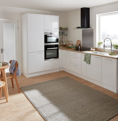 16 white kitchen ideas for a bright and stylish space