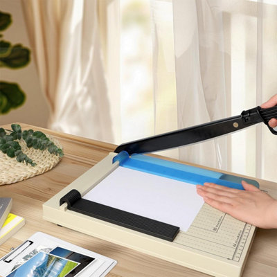 A4 Precision Paper Guillotine Trimmer - 12 Sheet Capacity with Safety Guard