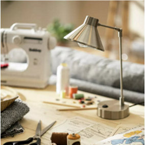 Abaseen Bobby Metal Desk Lamp - Flexible Desk Light - Desk Lamp for Study, Office, Bedroom and Living Room