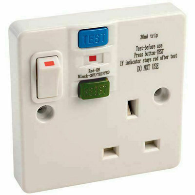 ABMSKTSW2GRCD Double RCD Protected 2 Gang 13A DP Switched Socket Plug White
