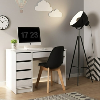 ADA Desk Sturdy Laminated Board Construction with Durable ABS Edging ...