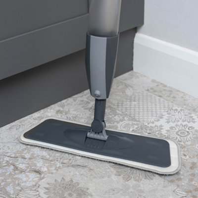 ADDIS Essentials Microfibre Spray Flat Mop with 2x Spare Replacement ...