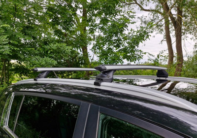 Aerodynamic Roof Rack Rail Wing Bars in Silver, Fits Vauxhall Astra Estate / Van 2005-2015