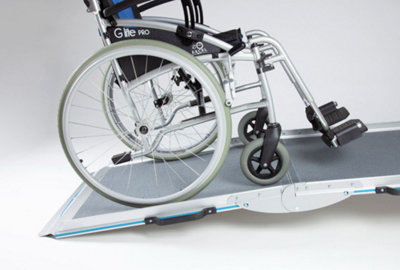 Aerolight Broadfold Wheelchair Ramp 8ft / 2.4m Folding Ramp for ...