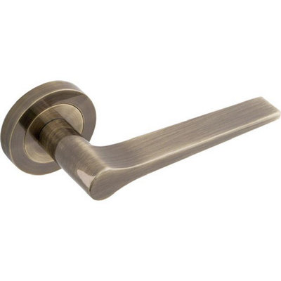 AFIT Antique Brass Motril Lever On Rose Door Handle