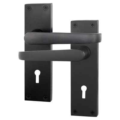 AFIT Matt Black Internal Door Handles on Backplate - Keyhole Lock - Straight Pattern