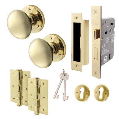 AFIT Polished Brass Key Lock Door Knob Set - 1 Pair of Victorian Mortice Knobs (55mm), Sash Lock (80mm) & Hinges (76mm)