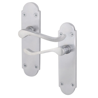AFIT Satin Chrome Shaped Victorian Scroll Internal Door Handles on Backplate - Lever Latch