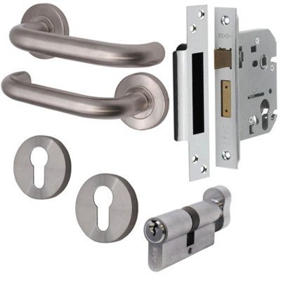 AFIT Satin Stainless Steel Return To Door Lever on Rose Handle Kit - Euro Cylinder Keyed Alike Set 57mm Backset Price Comparisons | Compare The Build