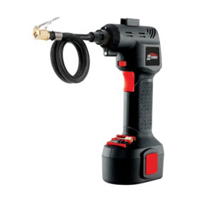 Air Hawk Max comes with a 50cm air hose and five nozzle fittings