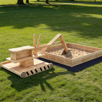 B＋COM PLAY AIYAPLAY Wooden Sandbox with Digger 360 Swivel Seat