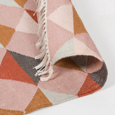 Aletris Pink Geometric Durable Rug With Off White Fringe 260x180cm