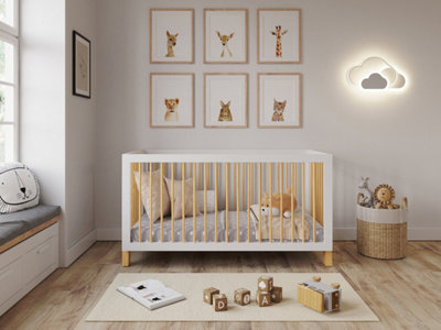 Alexander cot bed 140x70cm with barrier