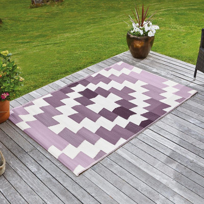 Alfresco Mat - Water Resistant Indoor Outdoor Geometric Pattern Rug for Patio, Decking, Balcony, Kitchen - 180 x 120cm, Red