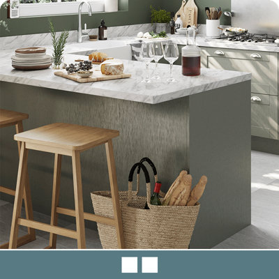 Explore the Alpinia soft green kitchen. Alpinia is a matt shaker style, available in 8 colours and is part of the Select Collection.