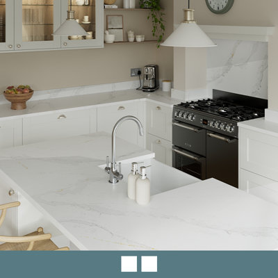 Explore the Alpinia ivory kitchen. Alpinia is a matt shaker style, available in 8 colours and is part of the Select Collection.
