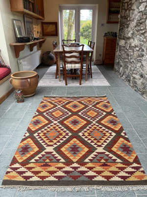 Alwar Geometric Kilim Rug in Brown Red Orange Design / 180 cm x 270 cm