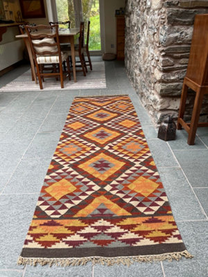 Alwar Geometric Kilim Rug in Brown Red Orange Design / 75 cm x 240 cm