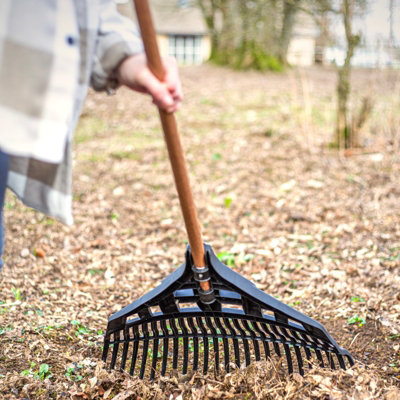 Ames Extra Wide Leaf Rake 60cm