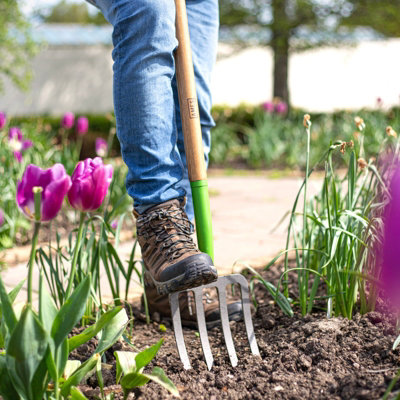 AMES High-Quality Carbon Steel Digging Garden Fork - L 111 cm x W 19 cm ...