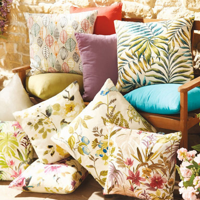 Throw pillows for bench seating hot sale