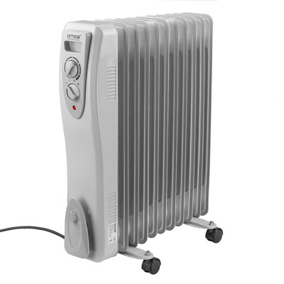 AMOS 11-Fin Oil Filled Radiator 2500W | DIY at B&Q