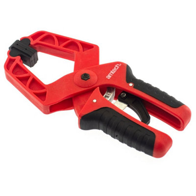 Amtech D0929 Ratchet Non-marking Durable 9-inch Spring Clamp, 75mm Max Jaw Opening, Soft Grip Handle