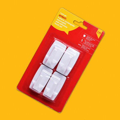 Amtech W8304 4 Piece rectangular, removable self-adhesive hook set (2.8cm x 5.2cm)