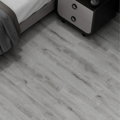 Anglo Flooring X FloorLabs, Oak Rio, Silver / Grey Wood Plank Oak Effect Laminate Flooring, 8mm, 1.85m²