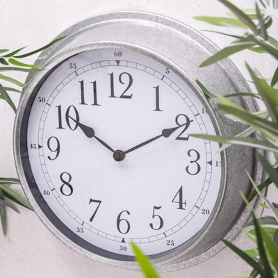 Annibells Large Metal Garden Wall Clock Round Station Indoor / Outdoor ...
