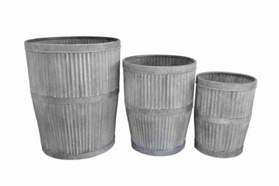 ANNIBELLS LARGE METAL RIBBED BARREL GARDEN FLOWER POT PLANTERS (11562 ...