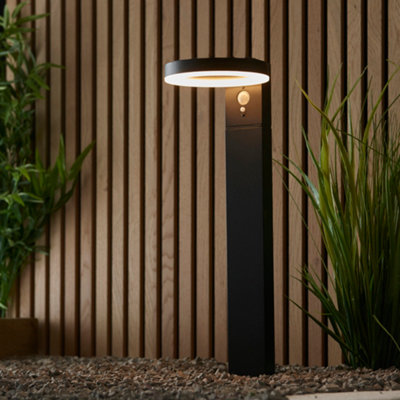 Anson Lighting Exton Black Solar Powered Outdoor LED Post Light
