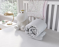 Anti Allergy 4.5 Tog Summer Soft Touch Microfibre Cot Bed Duvet