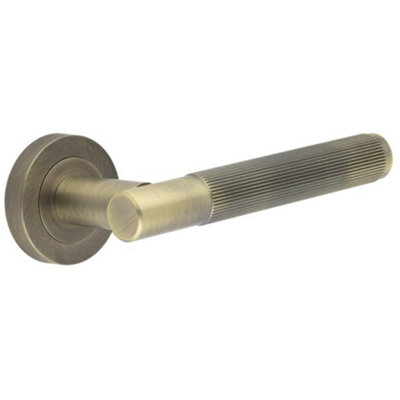 Antique Brass Lever Door Handle for Modern Interiors - Interior Handle