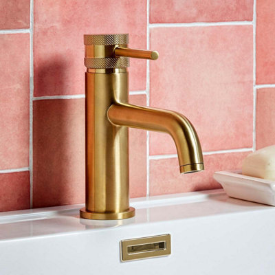 Apres Brushed Brass Mono Basin Mixer+Waste