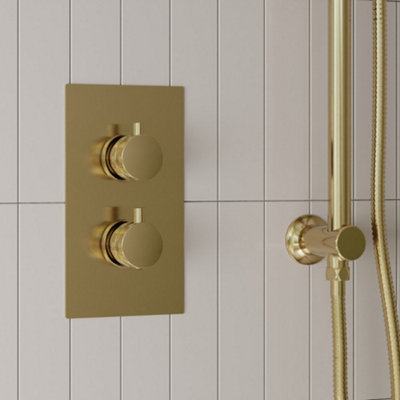 Apres Brushed Brass Round Handle